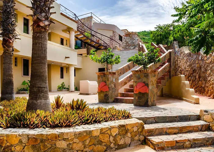Hotel Castillo Blarney Cabo San Lucas
